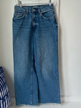 H&M Mid-Blue High-Rise Wide-Leg Jeans with Frayed Hem